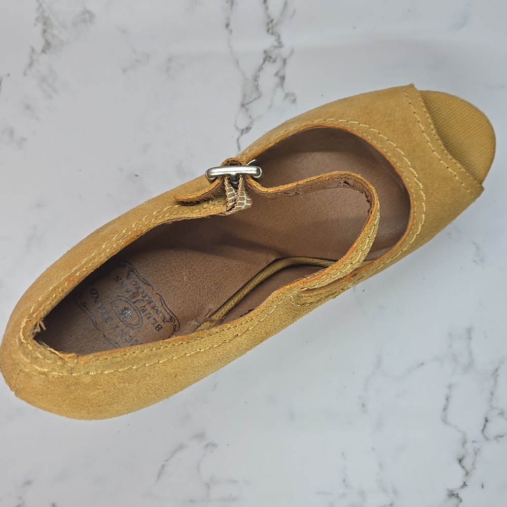 Lucky Brand Yellow Suede Platform Heels Size 7.5 - Picture 14 of 15